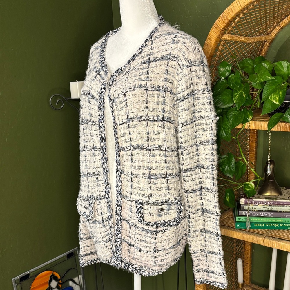 Sioni Tweed White and Blue Striped Gingham Soft Knit  Blazer Cardigan